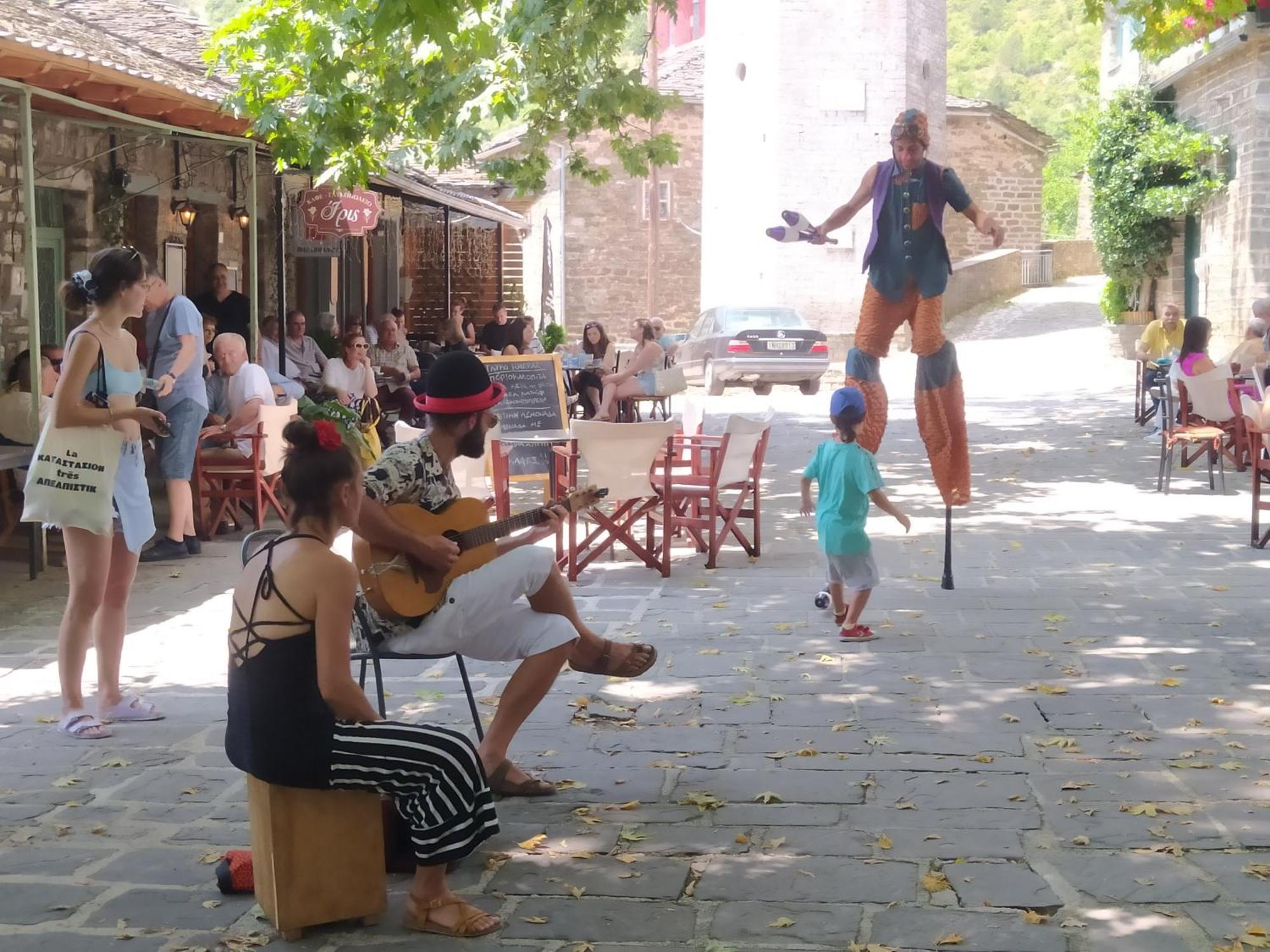 Appartamento Xenonas Zagorisio Tsepelovo Camera foto
